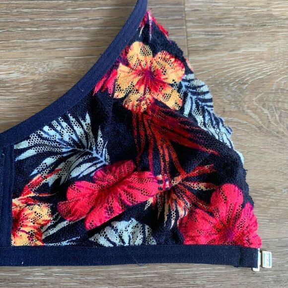 PINK Victoria Secret bralette front clasp racer back style size xs - Picture 8 of 9